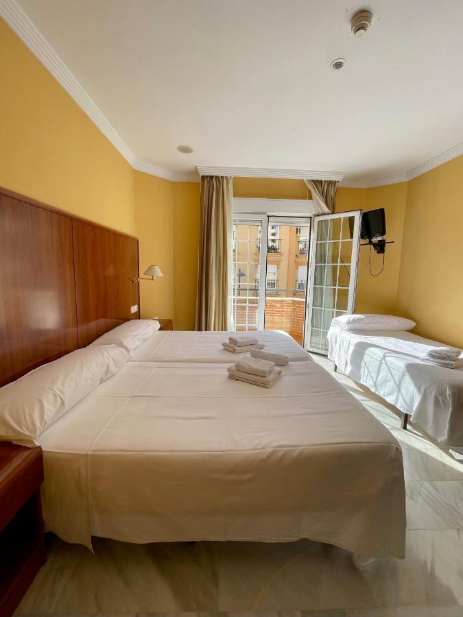 Hotel La Fonda De Don Gonzalo Cenes De La Vega Eksteriør bilde